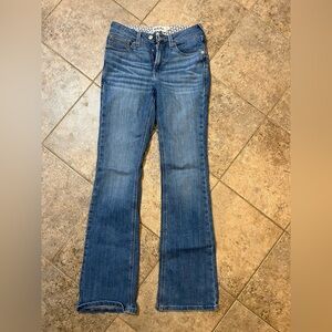 new never worn high rise boot ariats size 26